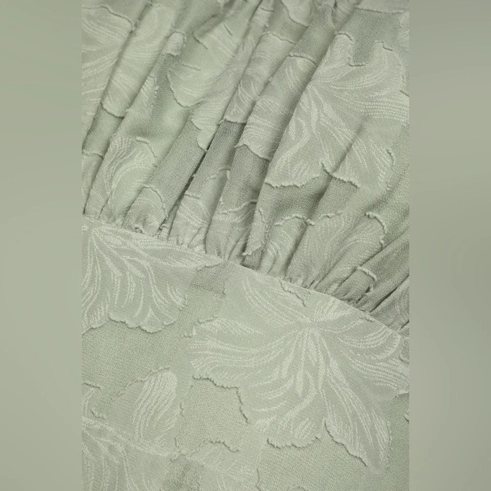 Lulus Sweet Sentiments Sage Green Jacquard Tiered Midi Dress size L - Picture 8 of 9
